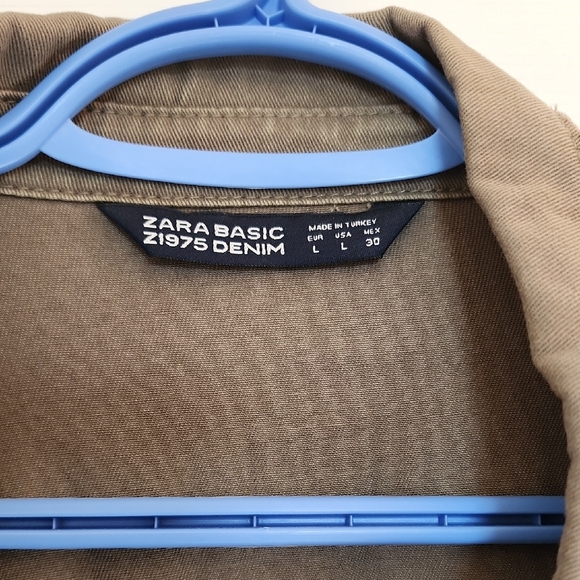 NEVER WORN! Zara Basic Tan Denim Jacket - Picture 4 of 5